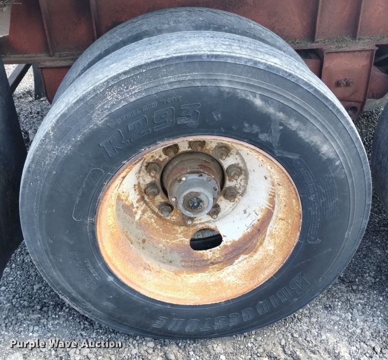 image for item DK8804 1985 Trailmobile F7AT-5CAJ  flatbed trailer