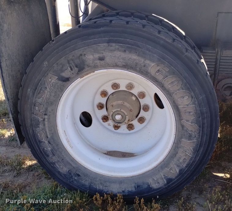 image for item DK8805 1978 Shop built  flatbed trailer