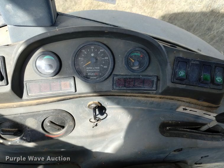 image for item DK8839 2001 New Holland 675E  backhoe