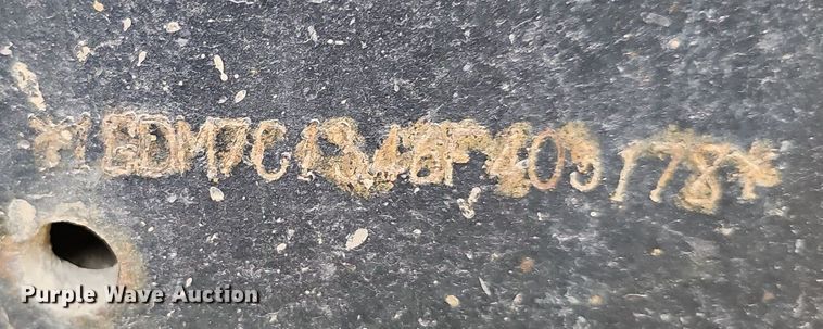 image for item DN8713 2006 GMC C7500  flatbed truck