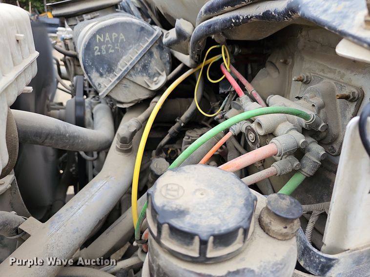 image for item DN8713 2006 GMC C7500  flatbed truck