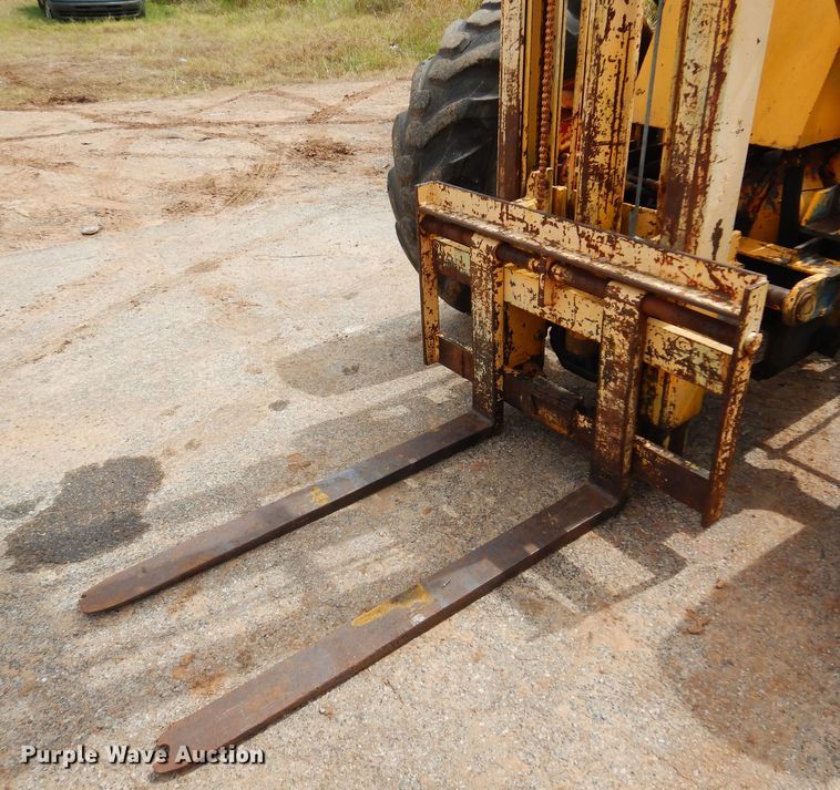 image for item DO3150 Ford  forklift