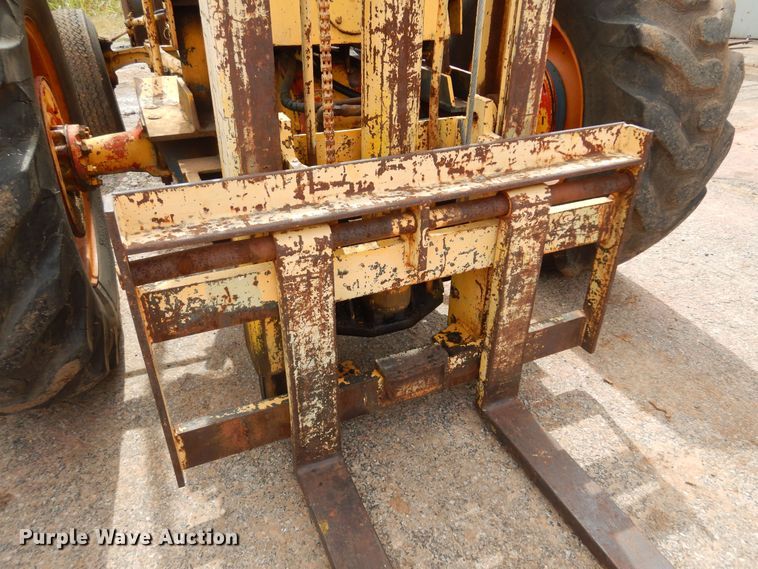 image for item DO3150 Ford  forklift