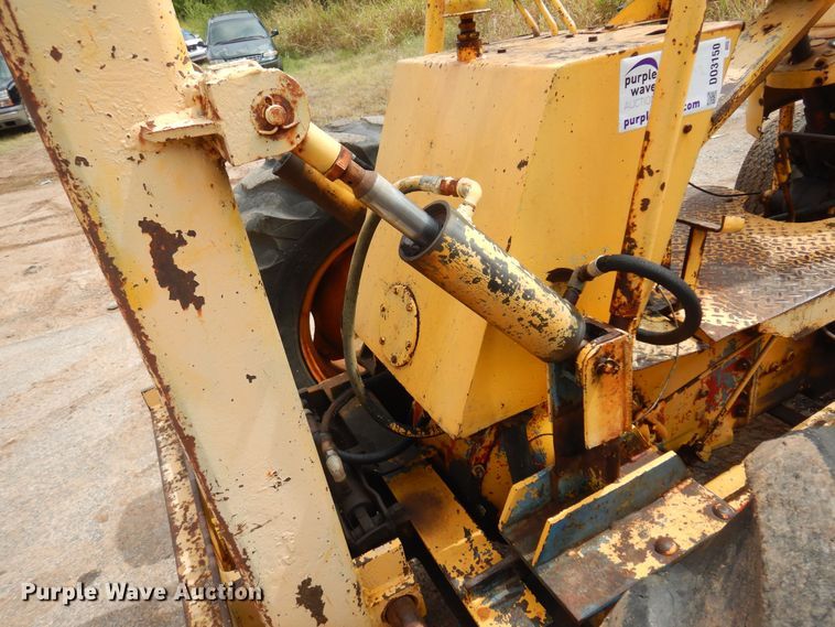 image for item DO3150 Ford  forklift