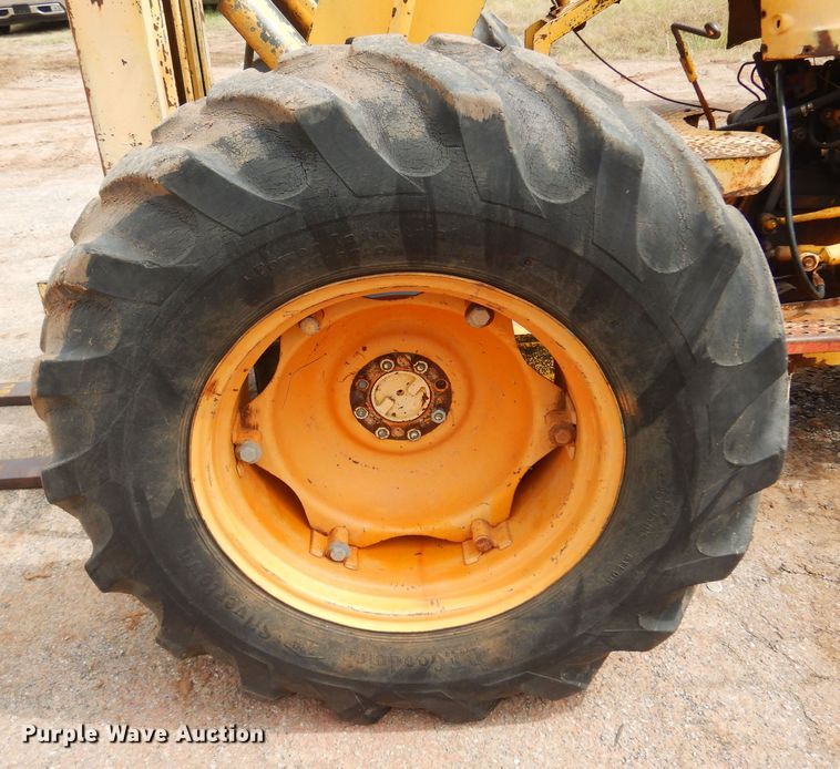 image for item DO3150 Ford  forklift