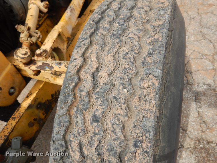 image for item DO3150 Ford  forklift