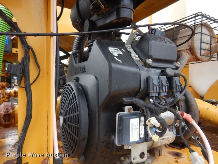 image for item DO3162 2012 Volvo VNM  flatbed truck