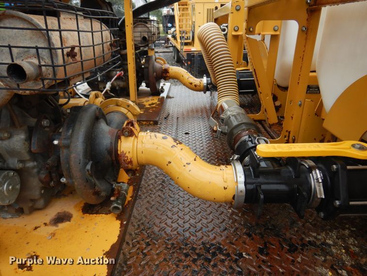 image for item DO3162 2012 Volvo VNM  flatbed truck