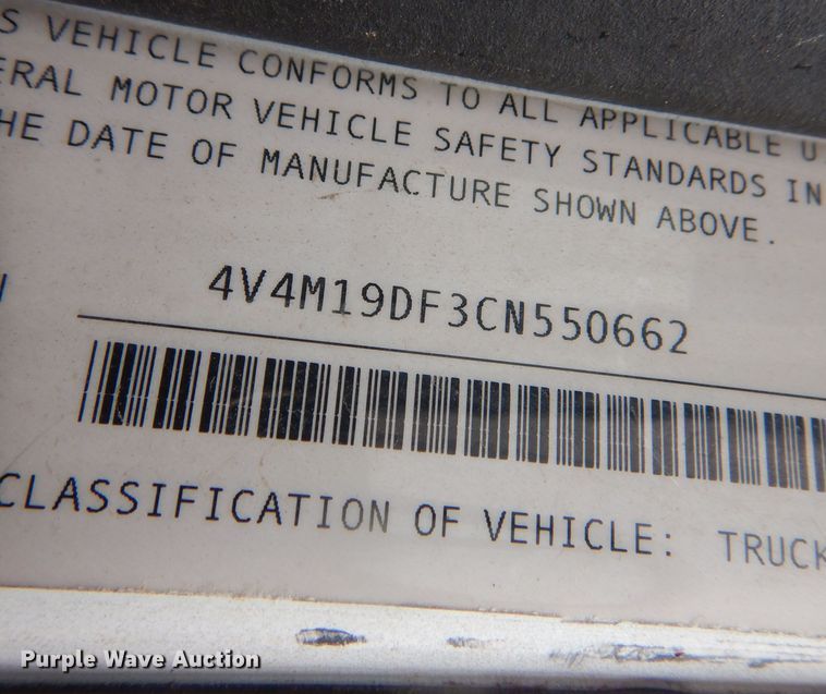 image for item DO3162 2012 Volvo VNM  flatbed truck