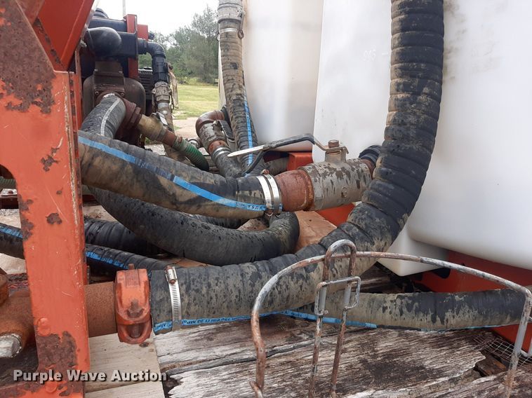 image for item DO3163 2007 Freightliner Business Classic M2  flatbed truck