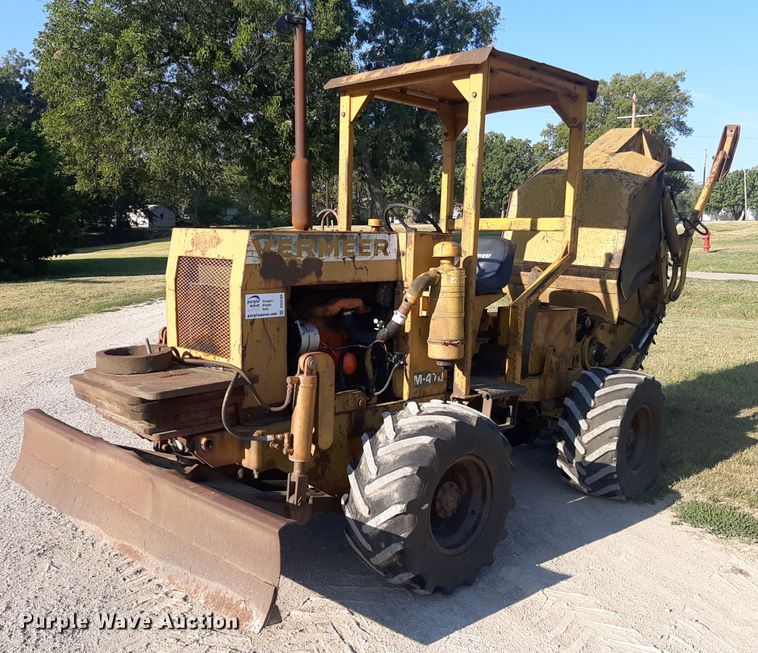 image for item DO3165 Vermeer M-470  rock saw