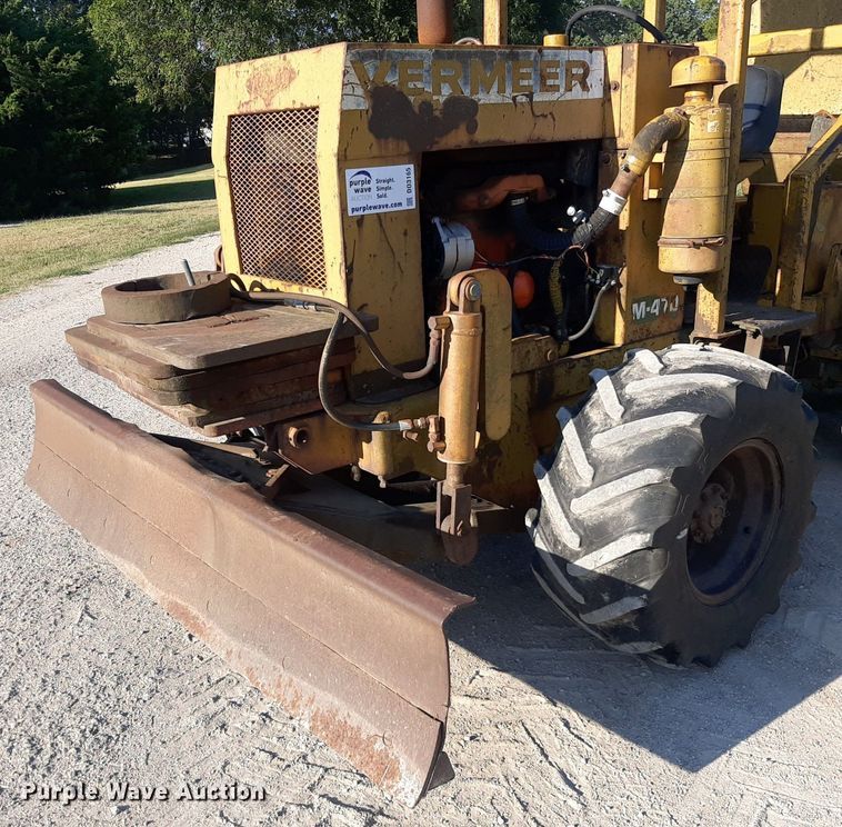 image for item DO3165 Vermeer M-470  rock saw