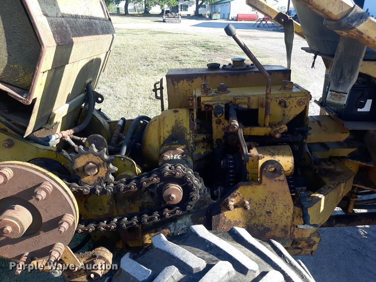 image for item DO3165 Vermeer M-470  rock saw