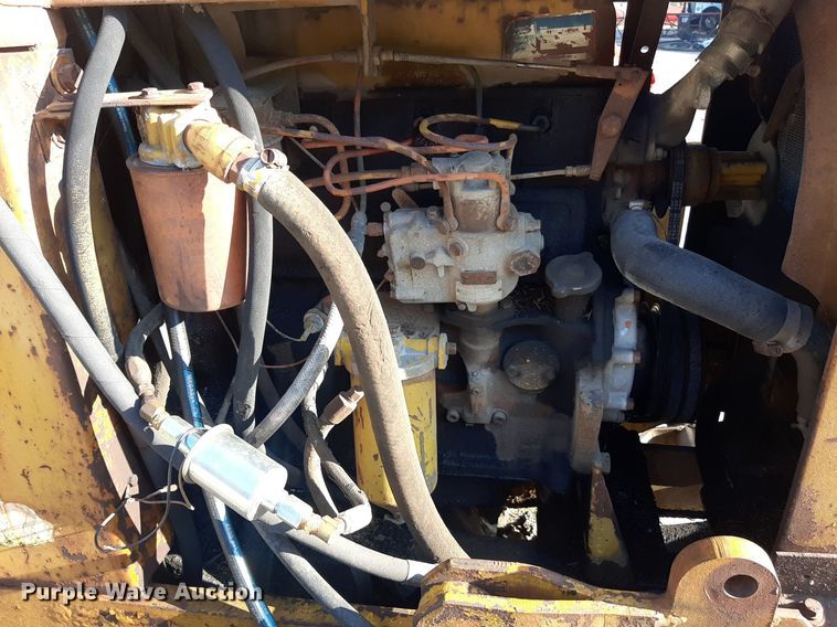 image for item DO3165 Vermeer M-470  rock saw