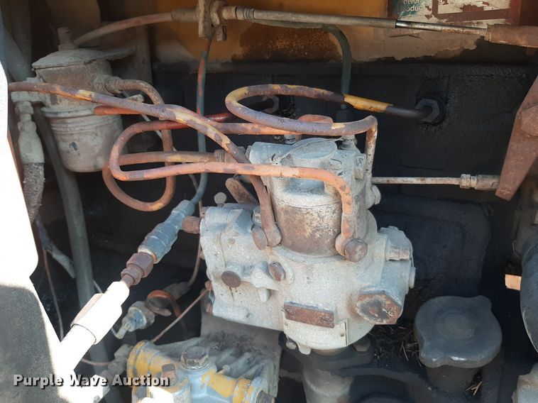 image for item DO3165 Vermeer M-470  rock saw