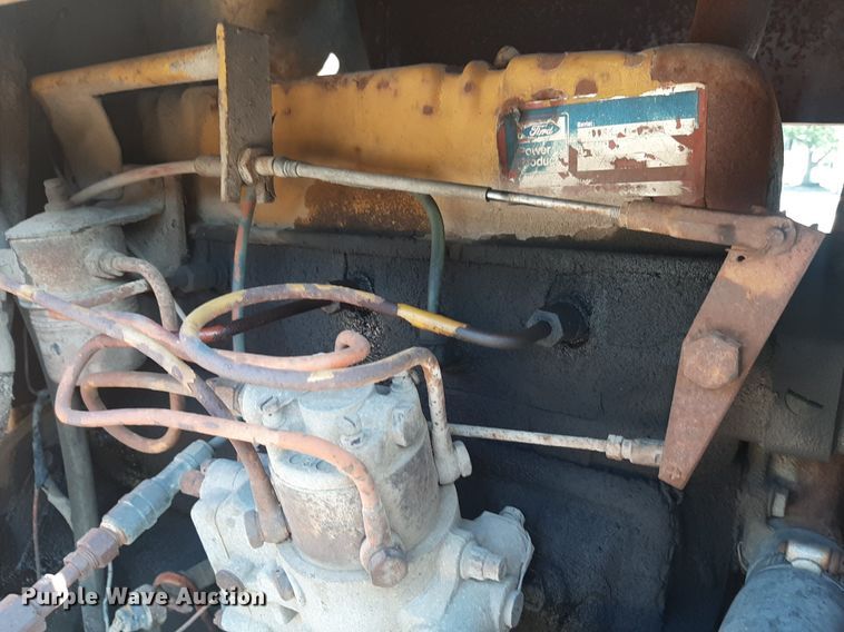 image for item DO3165 Vermeer M-470  rock saw