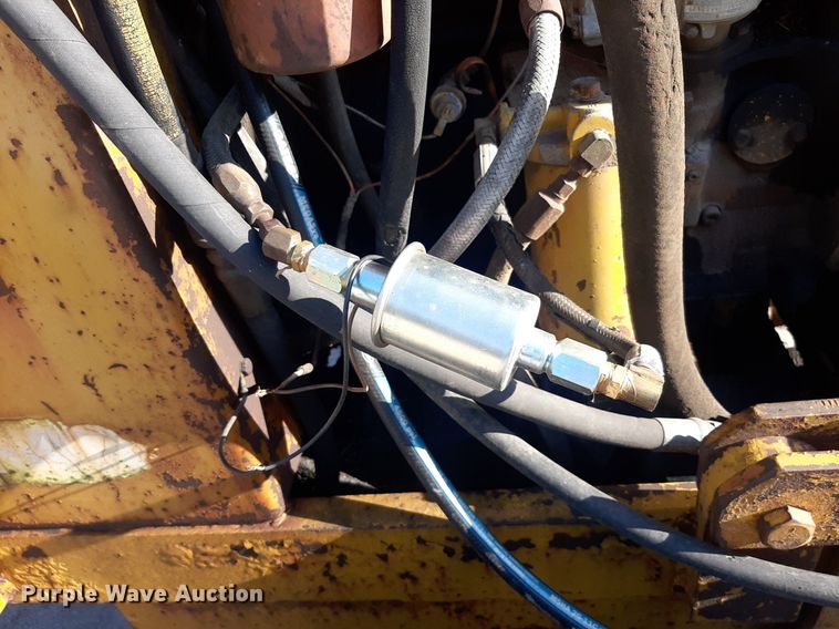 image for item DO3165 Vermeer M-470  rock saw