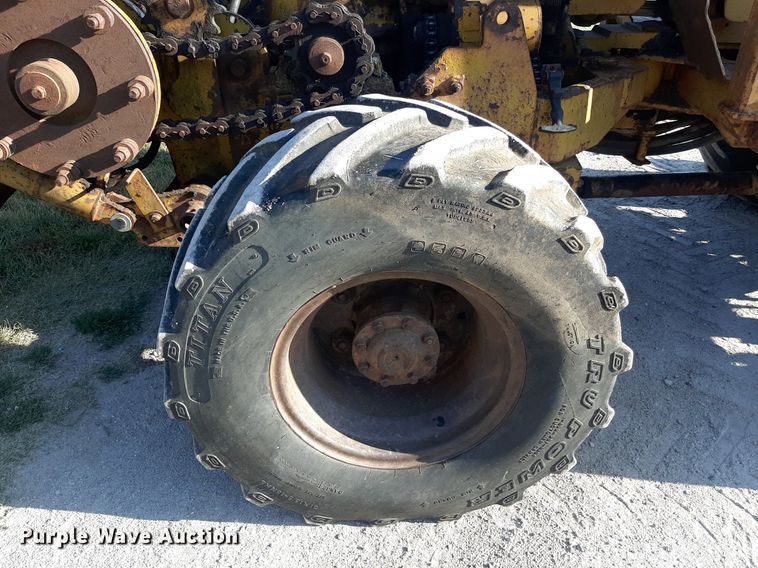 image for item DO3165 Vermeer M-470  rock saw