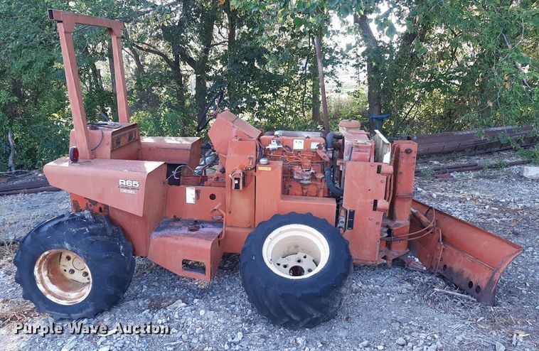 image for item DO3165 Vermeer M-470  rock saw