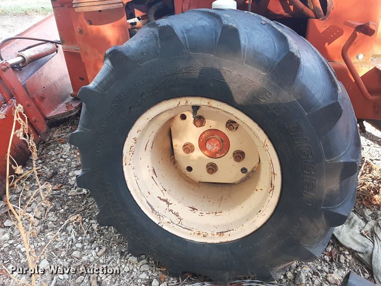 image for item DO3165 Vermeer M-470  rock saw