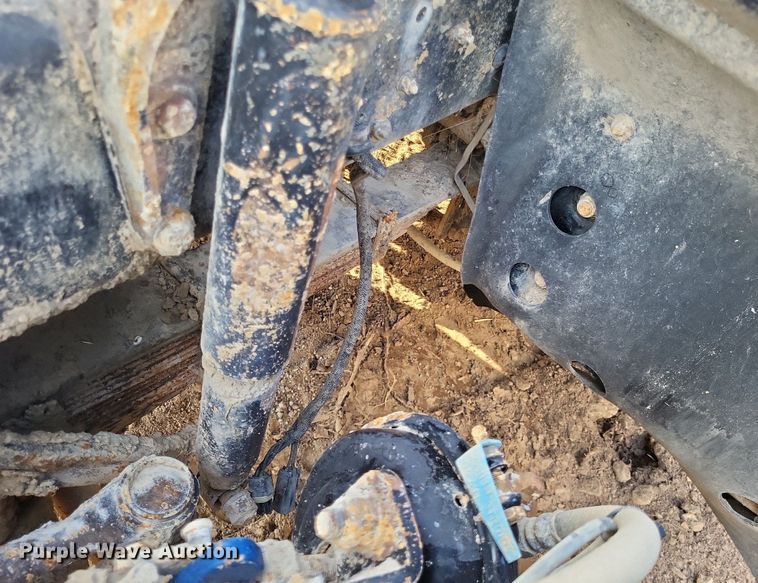 image for item DO4671 1998 Mack RD truck cab and chassis