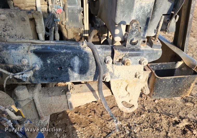 image for item DO4671 1998 Mack RD truck cab and chassis