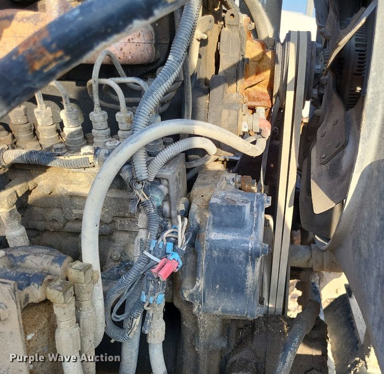 image for item DO4671 1998 Mack RD truck cab and chassis