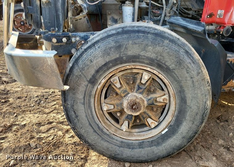 image for item DO4671 1998 Mack RD truck cab and chassis