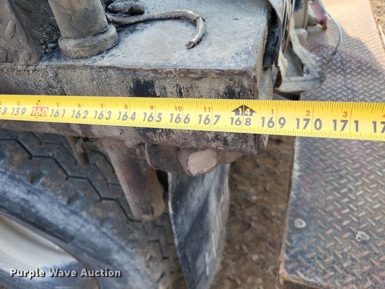 image for item DO4672 1978 Ford fuel truck