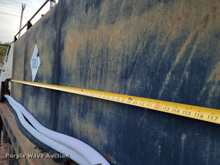 image for item DO4672 1978 Ford fuel truck