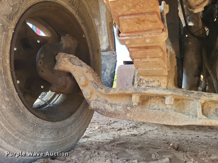 image for item DO4672 1978 Ford fuel truck