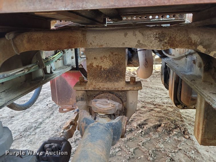 image for item DO4672 1978 Ford fuel truck