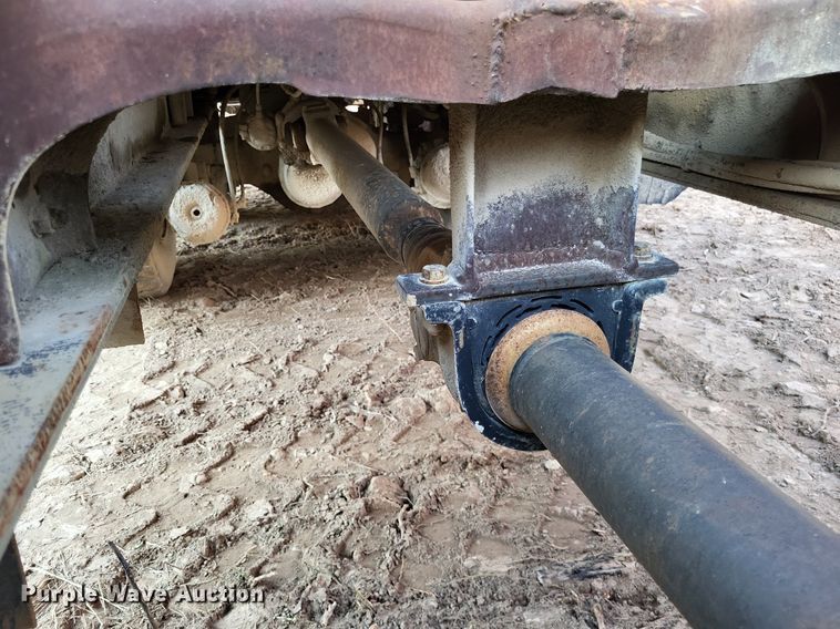 image for item DO4672 1978 Ford fuel truck