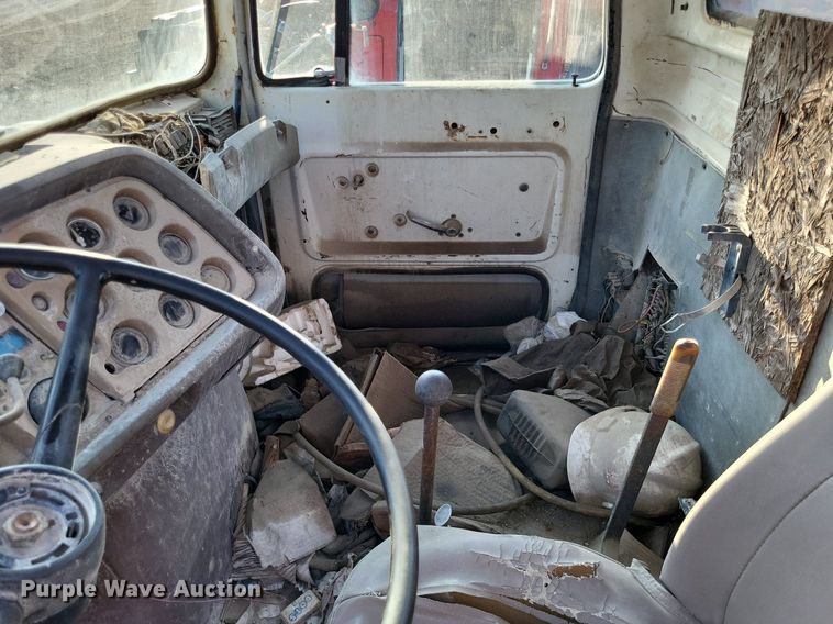 image for item DO4672 1978 Ford fuel truck