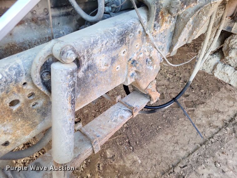 image for item DO4672 1978 Ford fuel truck