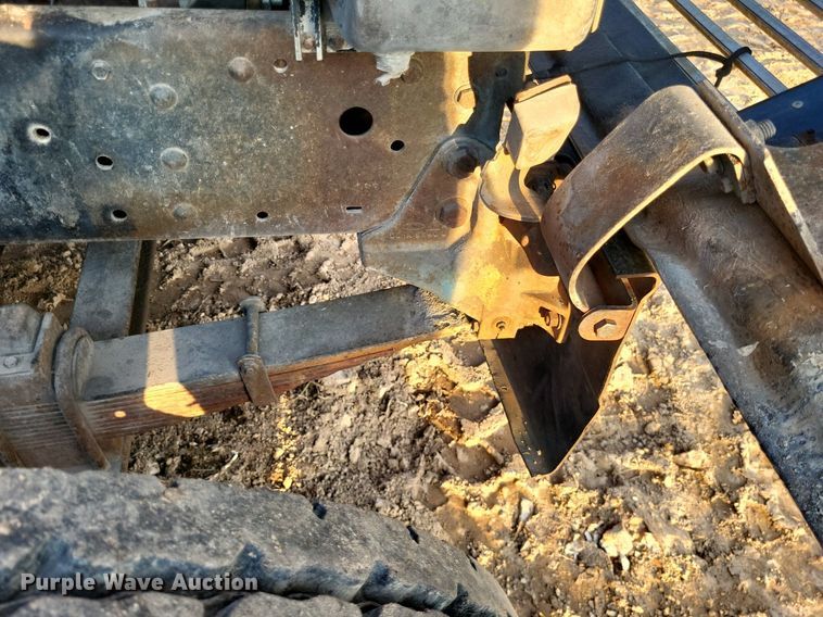 image for item DO4674 1972 Ford W9000 truck cab and chassis