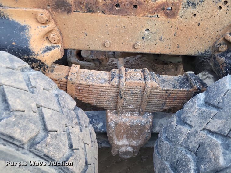 image for item DO4674 1972 Ford W9000 truck cab and chassis