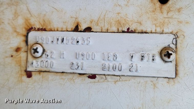 image for item DO4674 1972 Ford W9000 truck cab and chassis