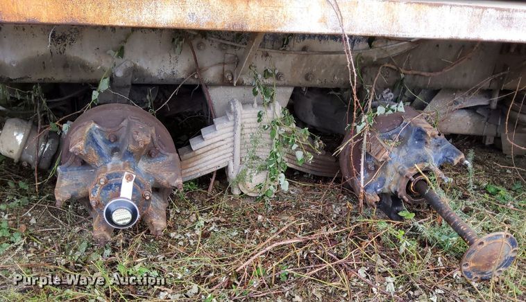 image for item DO4677 1985 Mack DM685S ready mix truck