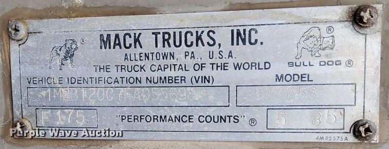 image for item DO4677 1985 Mack DM685S ready mix truck