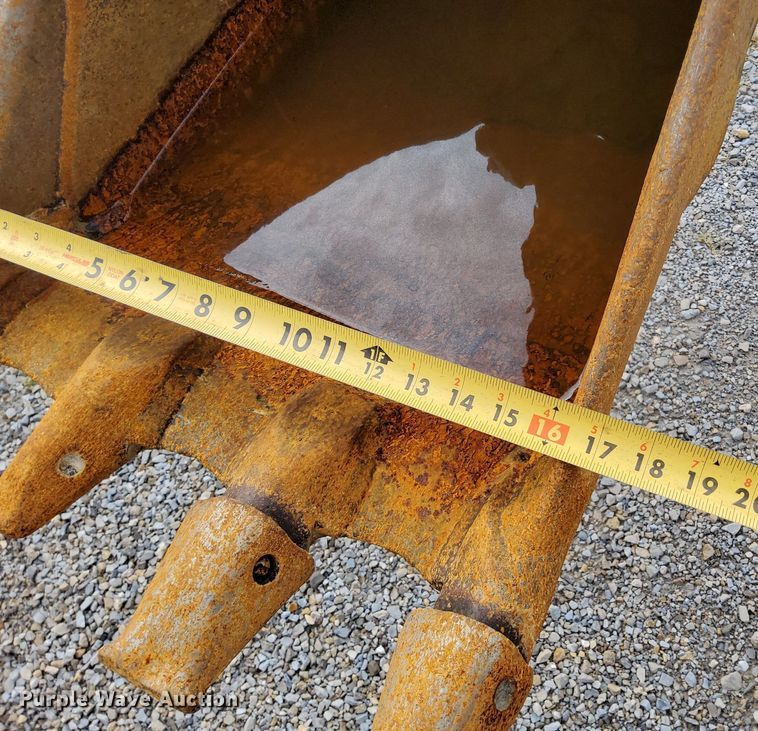 image for item DO4679 2002 Caterpillar 416D Backhoe 