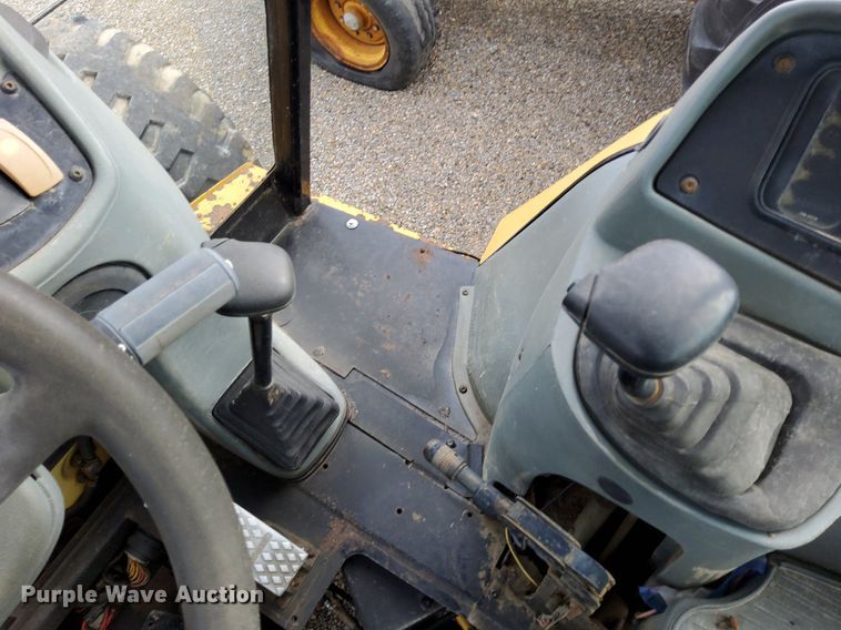 image for item DO4679 2002 Caterpillar 416D Backhoe 