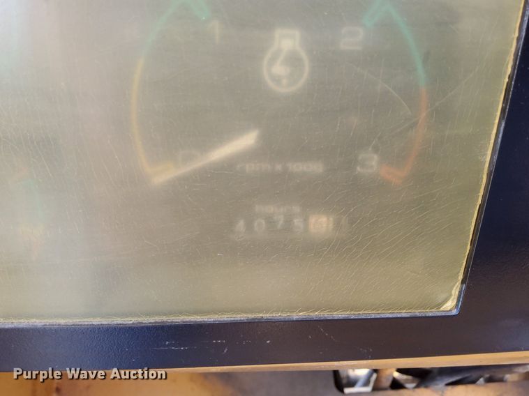 image for item DO4680 1988 Case 585E forklift