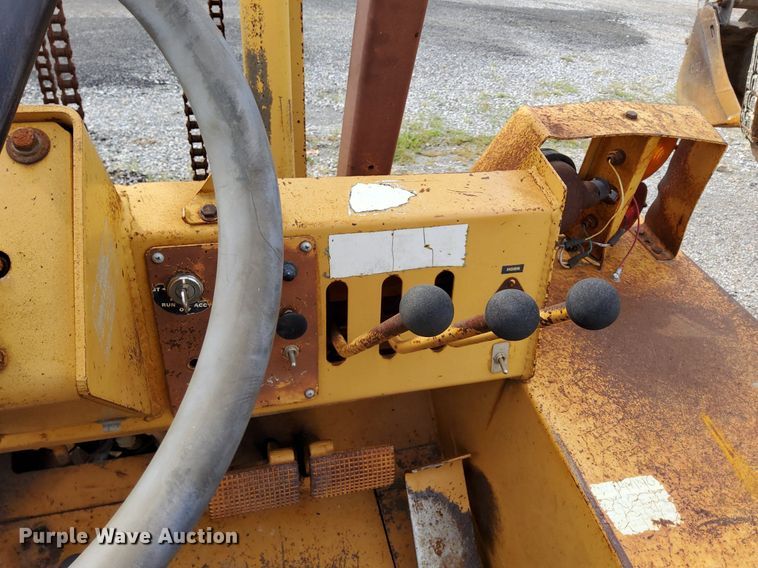 image for item DO4680 1988 Case 585E forklift