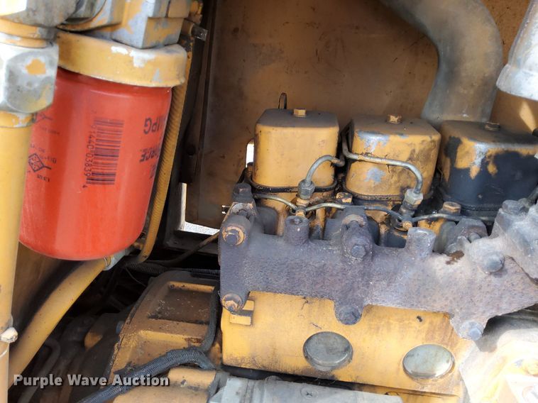 image for item DO4680 1988 Case 585E forklift