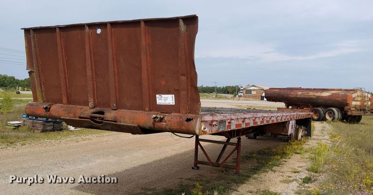 image for item DO4683 1974 Dorsey flatbed trailer