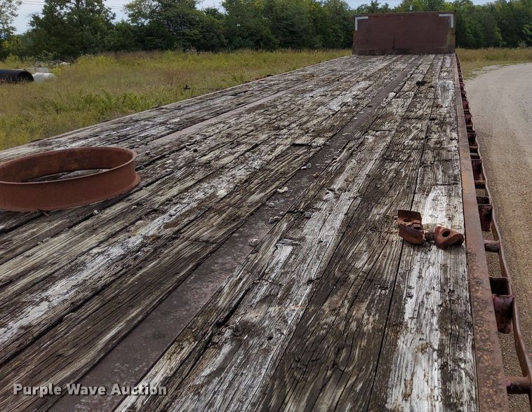 image for item DO4683 1974 Dorsey flatbed trailer