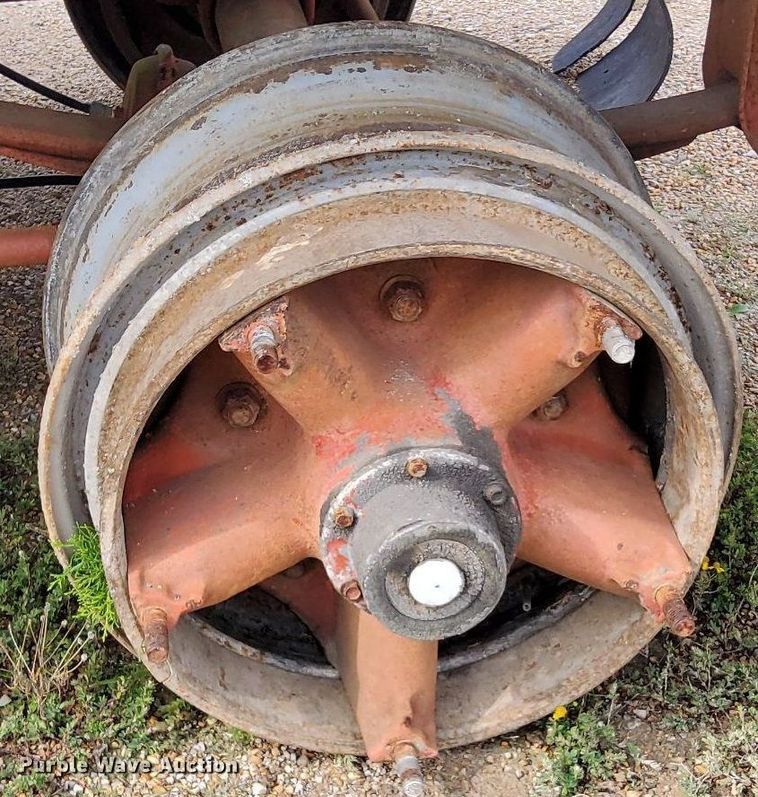 image for item DO4683 1974 Dorsey flatbed trailer