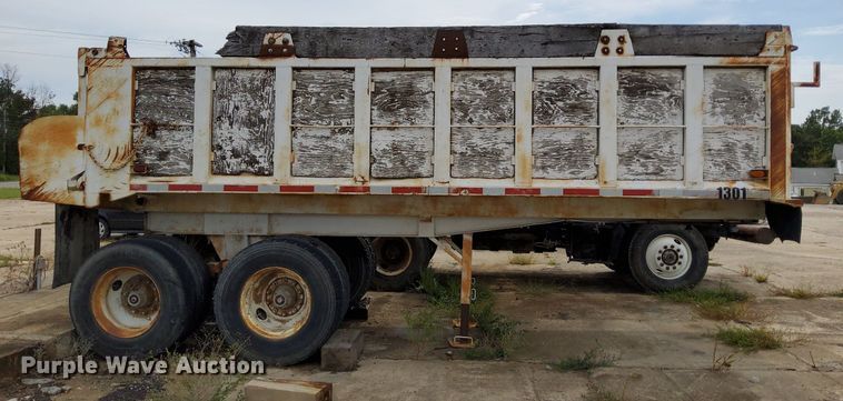 image for item DO4684 1979 Hillbilt end dump trailer