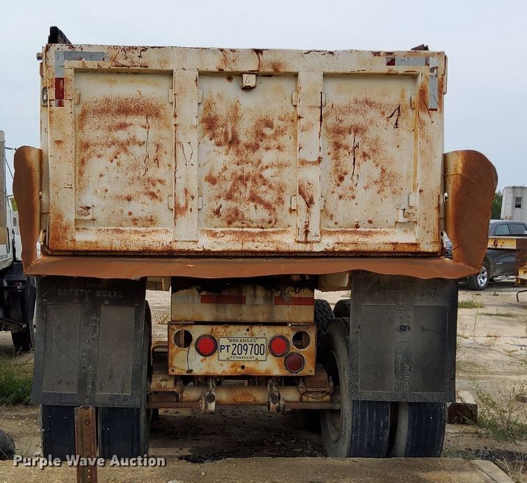 image for item DO4684 1979 Hillbilt end dump trailer